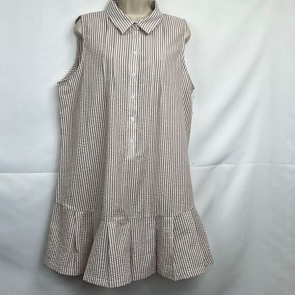 Vici Hampton Shades taupe & white sear sucker sleeveless romper NWT size XL - Picture 1 of 13